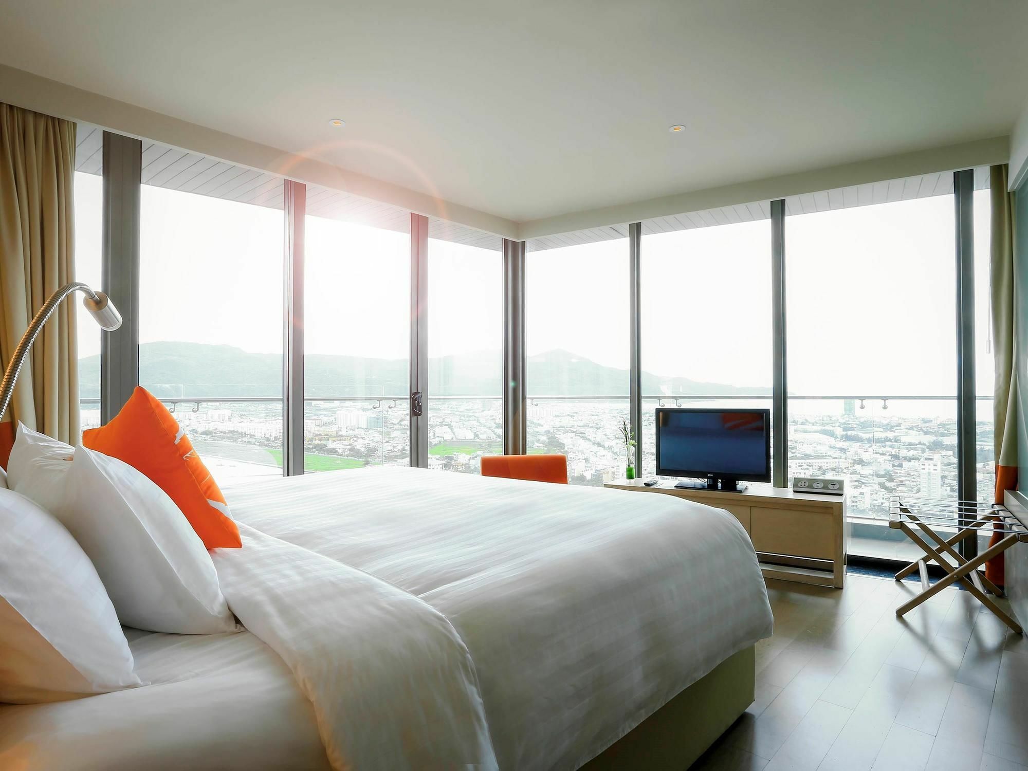 Novotel Premier River Đà Nẵng